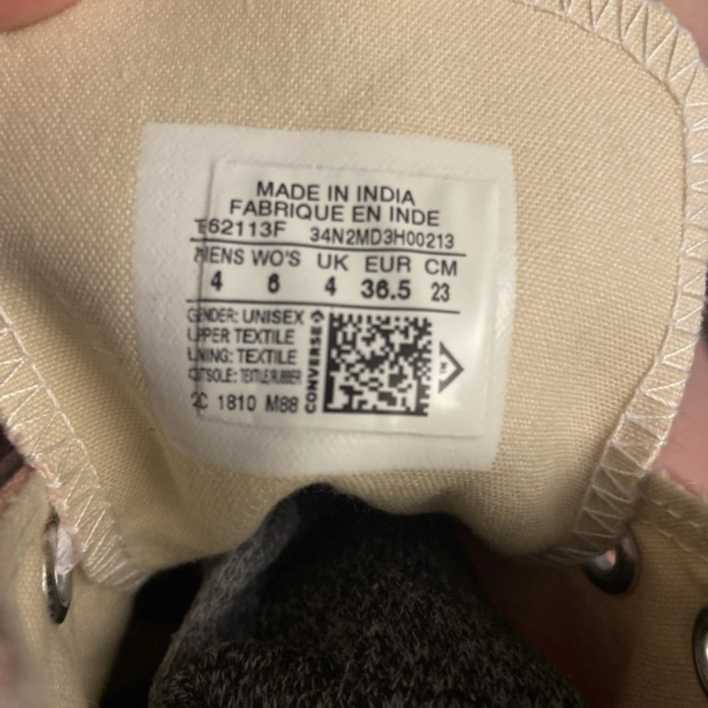 Converse Light Pink High-Top Sneakers - Women’s Size 6 - Picture 2 of 15